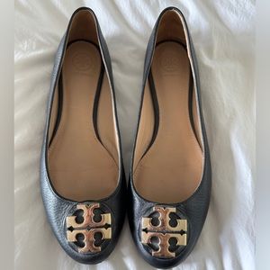 Tory Burch black pebbled leather ballet flats size 9